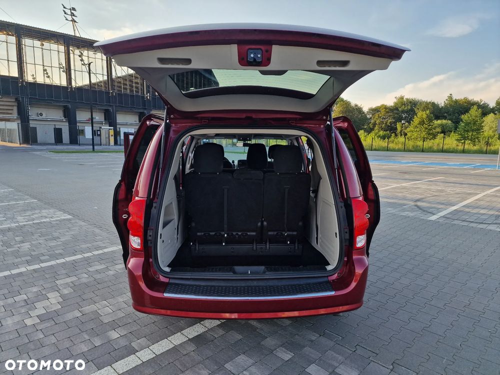 Dodge Grand Caravan 3.6 Express - 18