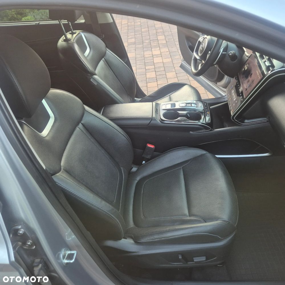 Hyundai Tucson 1.6 CRDi 48V-Hybrid 4WD DCT Prime - 8