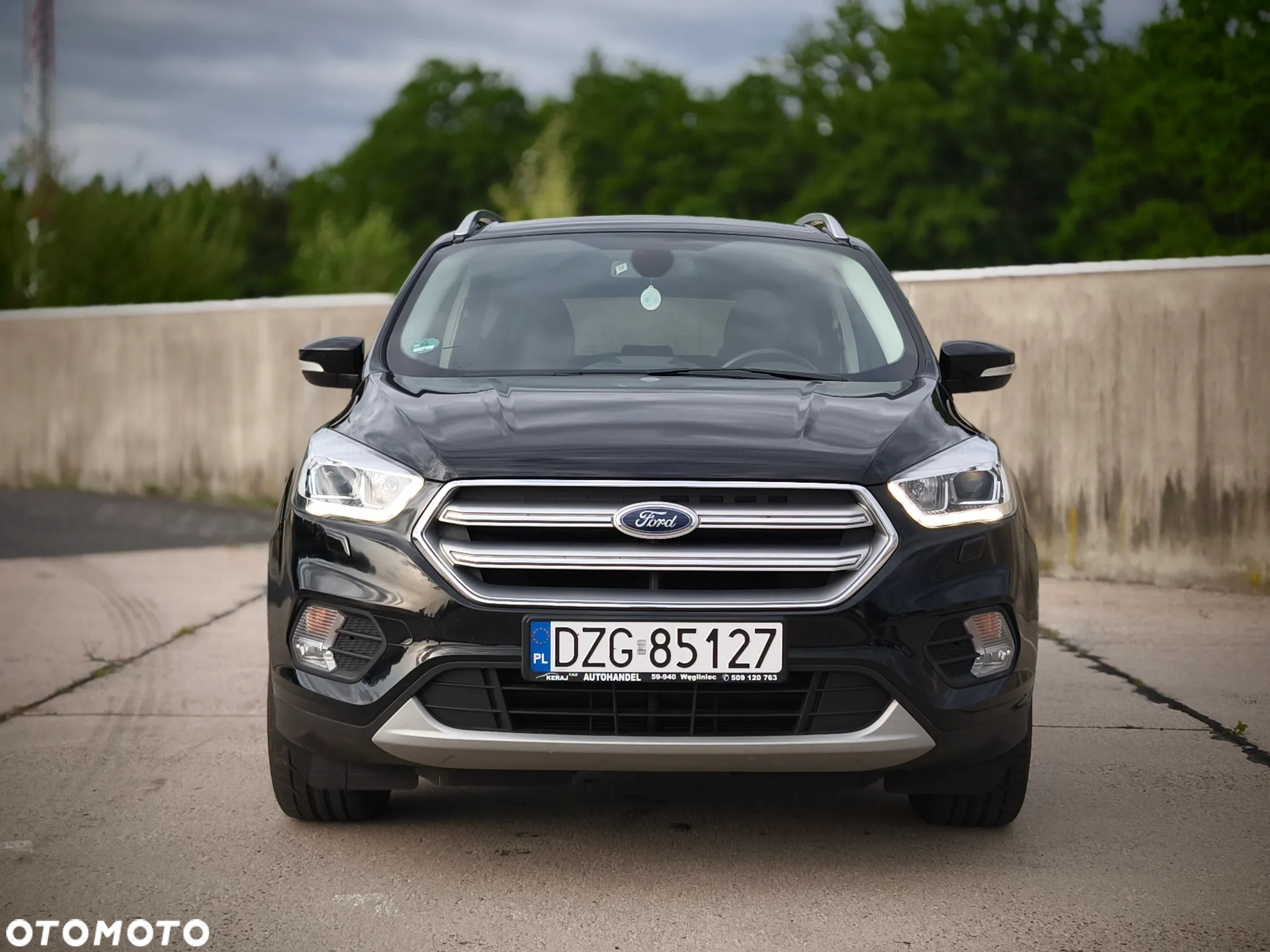 Ford Kuga 2.0 TDCi 2x4 Trend - 4
