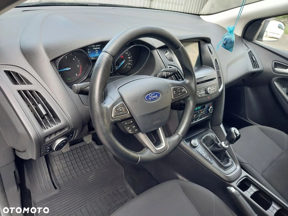 Ford Focus - 16