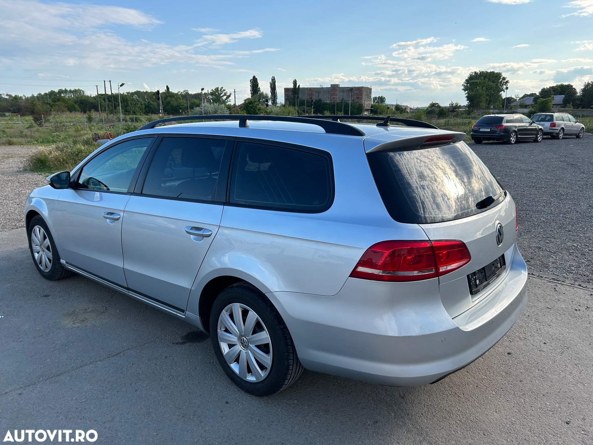 Volkswagen Passat Variant 2.0 TDI BlueMotion Technology DSG Comfortline - 15