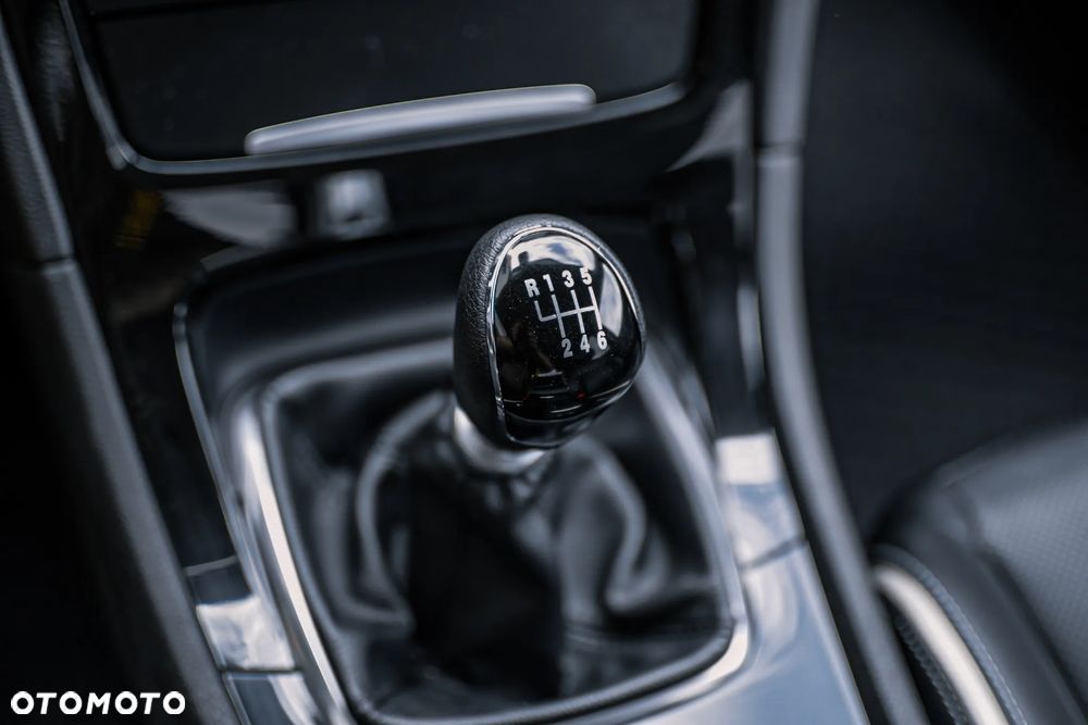 Ford Mondeo 2.0 TDCi Titanium - 19