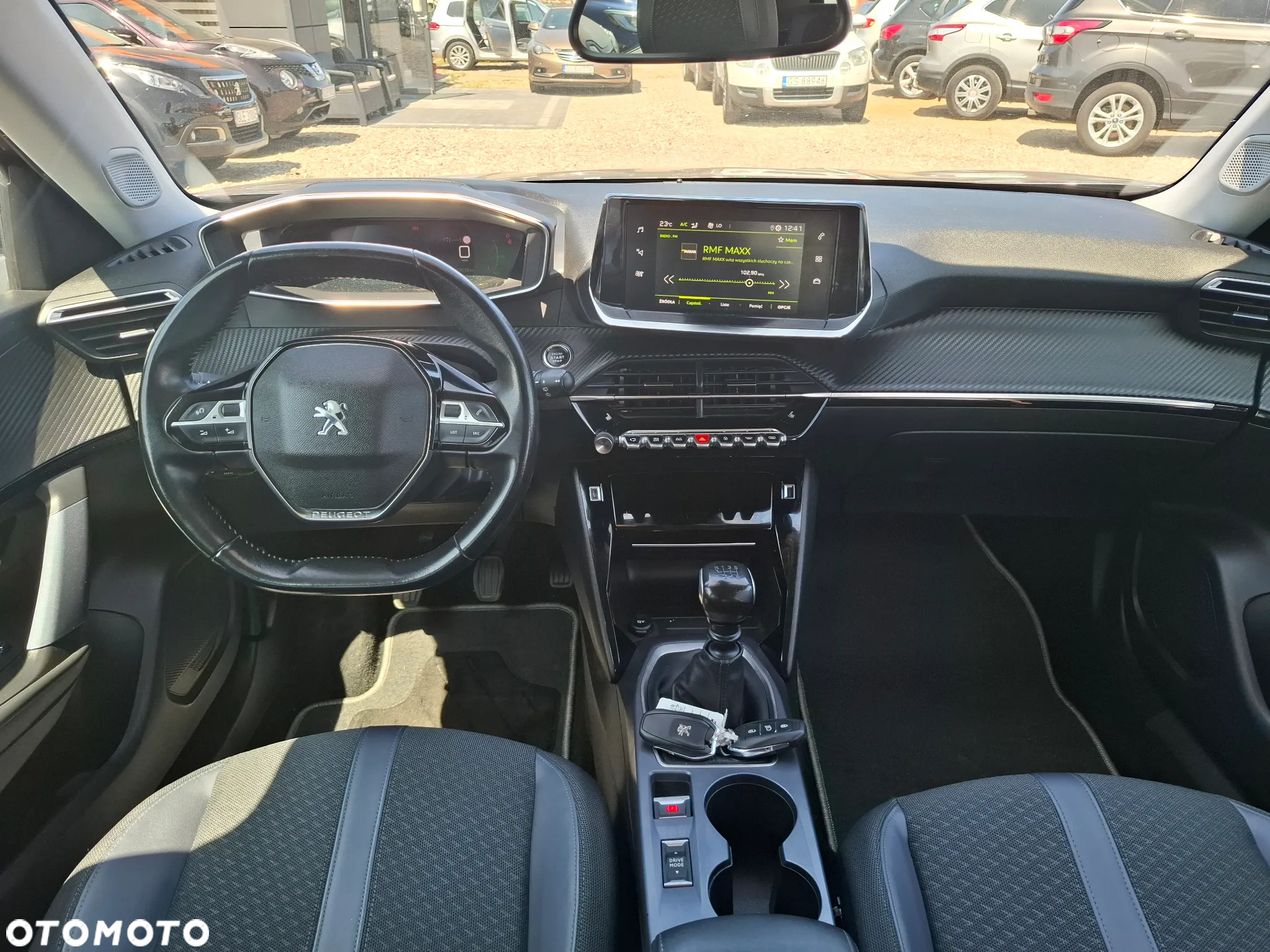 Peugeot 2008 - 20