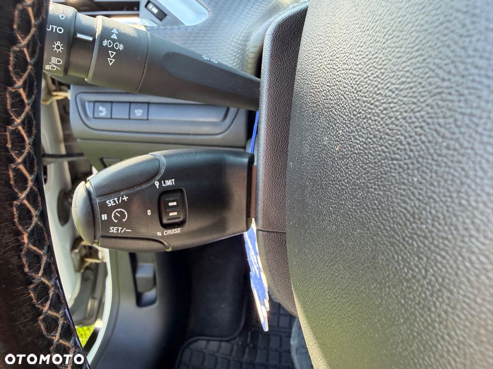 Peugeot 2008 PureTech 130 GPF Stop&Start Crossway - 29