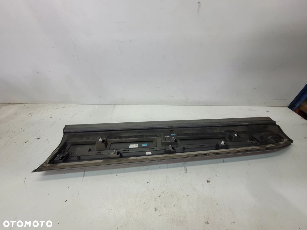 LISTWA DOLNA DRZWI PRAWY PRZÓD AUDI Q7 4M 4M0853960B LZ7S - 15