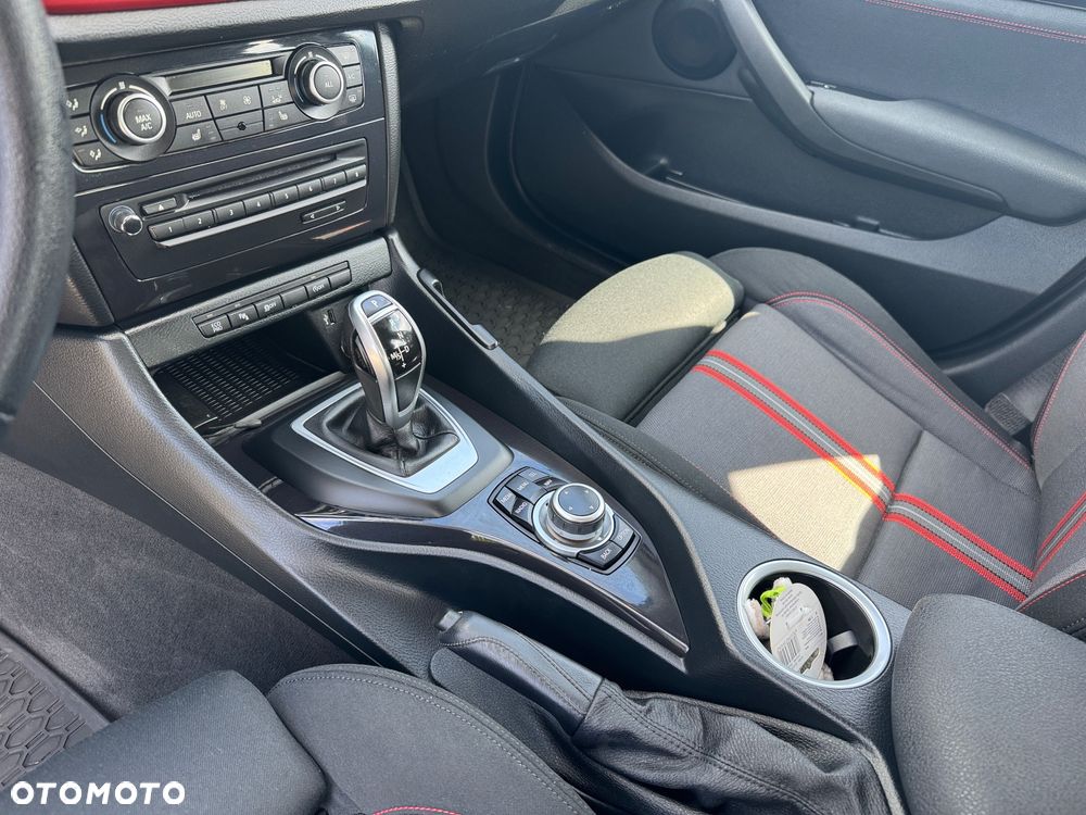 BMW X1 sDrive18d Sport Line - 22