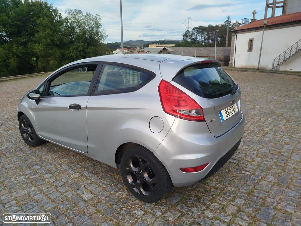 Ford Fiesta 1.4 TDCI Titanium - 3