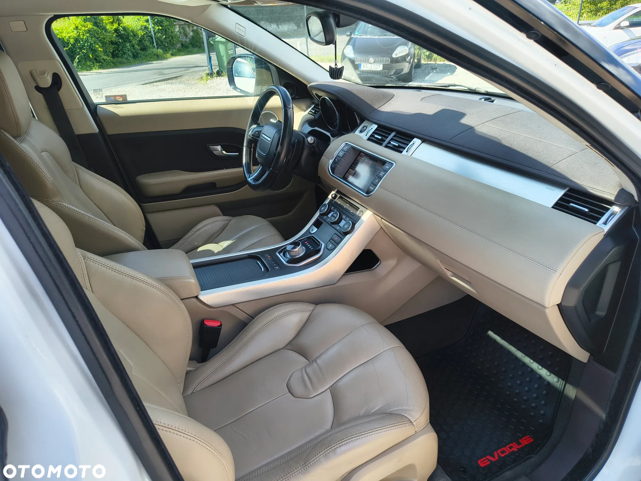 Land Rover Range Rover Evoque eD4 Prestige - 22
