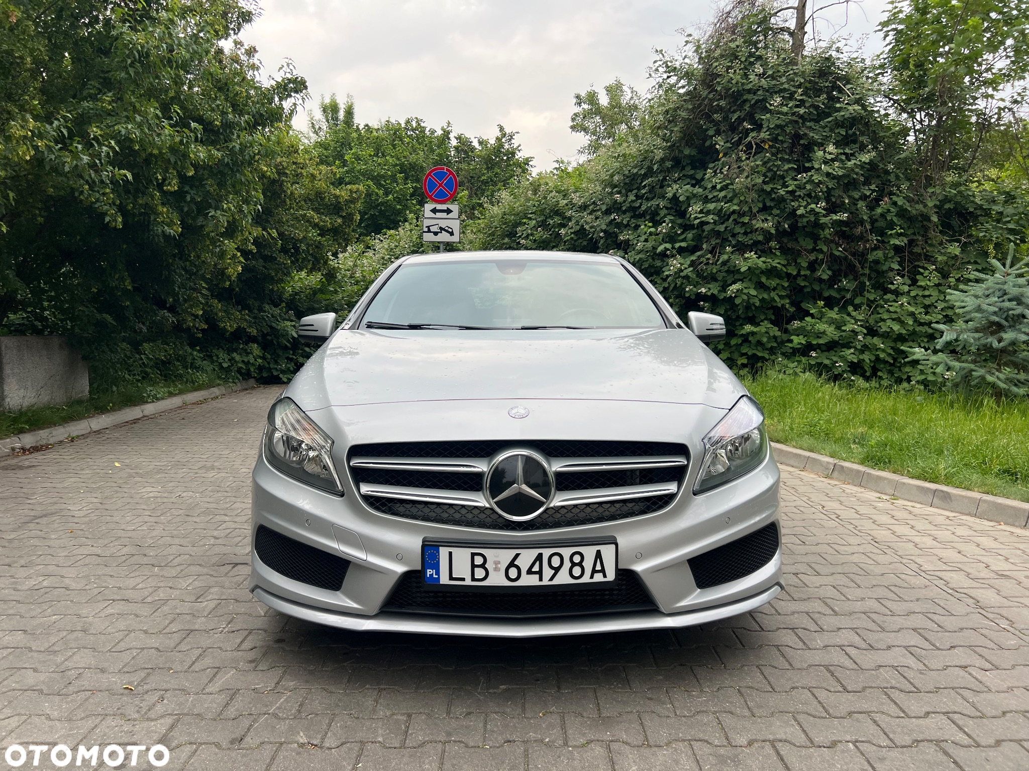Mercedes-Benz Klasa A 180 (BlueEFFICIENCY) Urban - 2