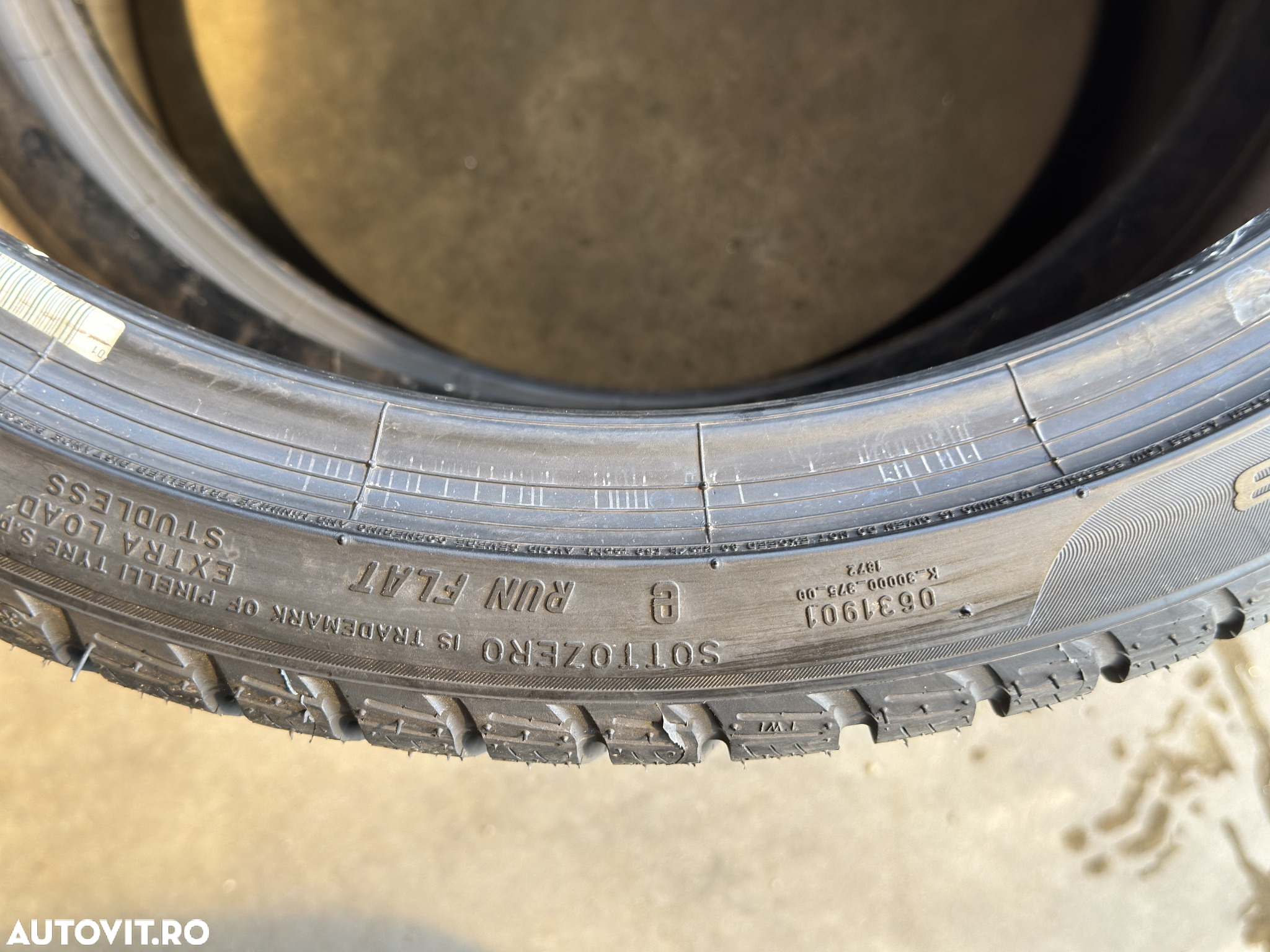 Vând 2 anvelope 245/35/19 Pirelli de iarnă noi cu runflat - 7