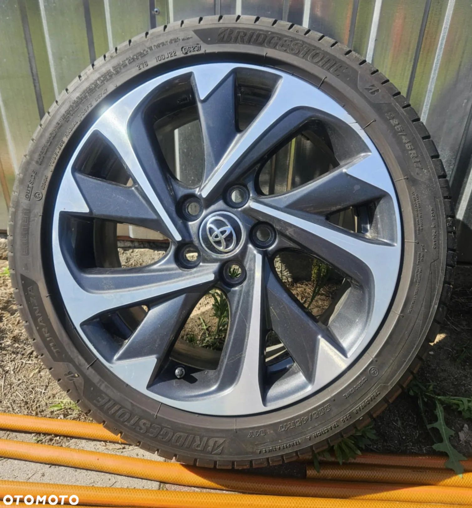 Oryginalne koła do Toyoty Corolla E21 (Auris) z czujnikami, opony Bridgestone Turanza - 1