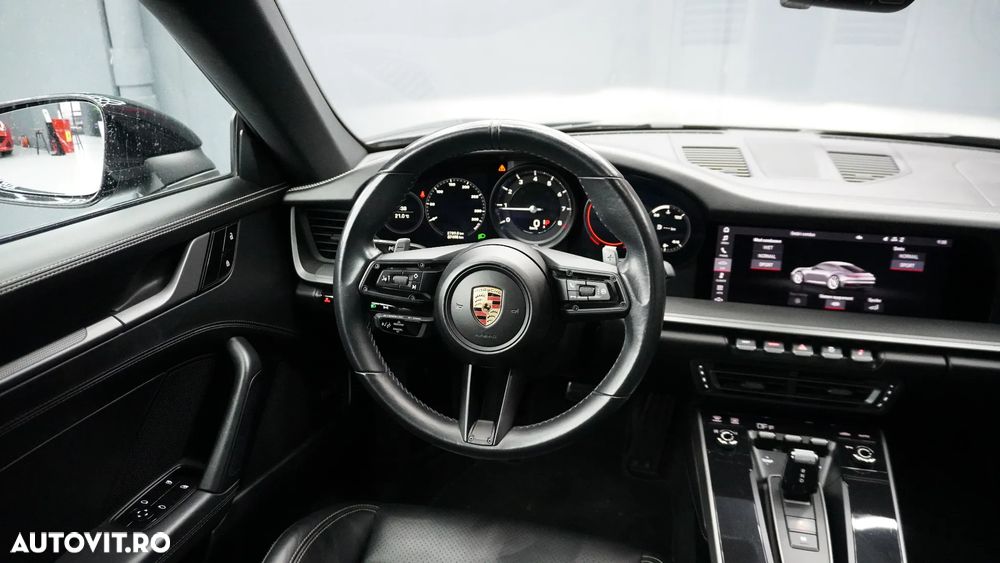 Porsche 911 Carrera PDK - 16