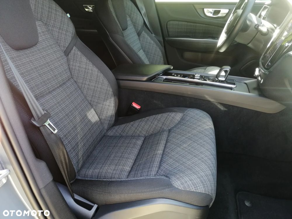 Volvo V60 B3 B Plus Bright - 18