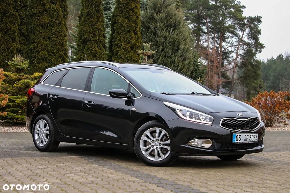 Kia Ceed 1.6 CRDi 128 Platinum Edition - 11