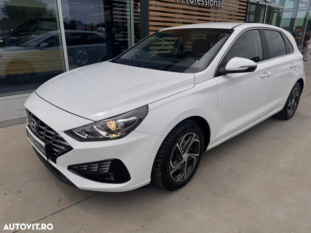 Hyundai i30 1.5 110CP M/T Highway - 8