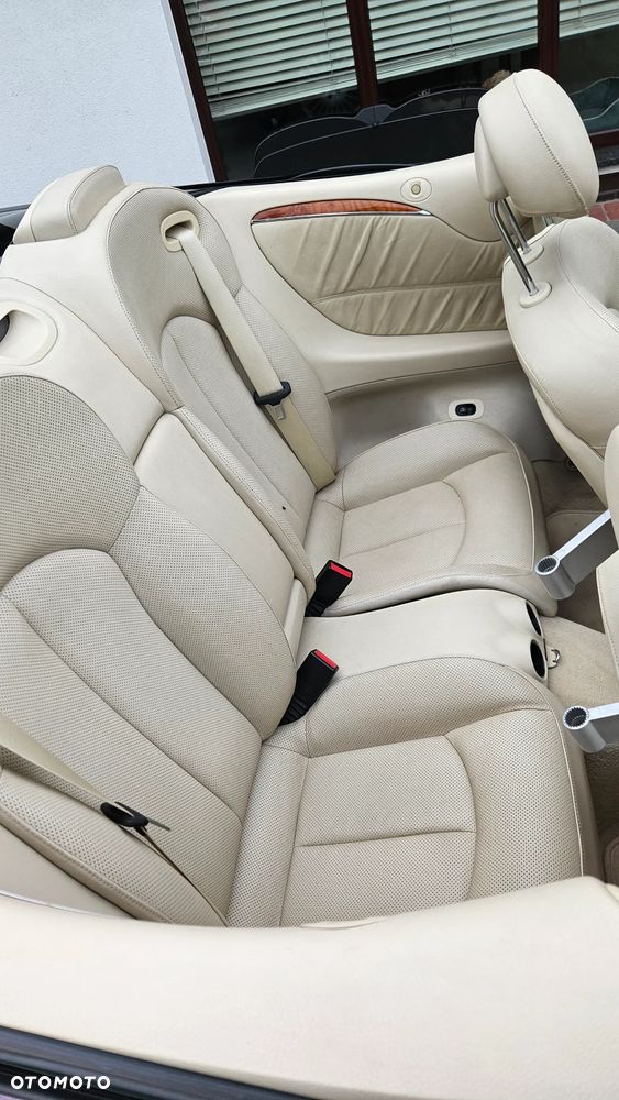 Mercedes-Benz CLK 320 - 7