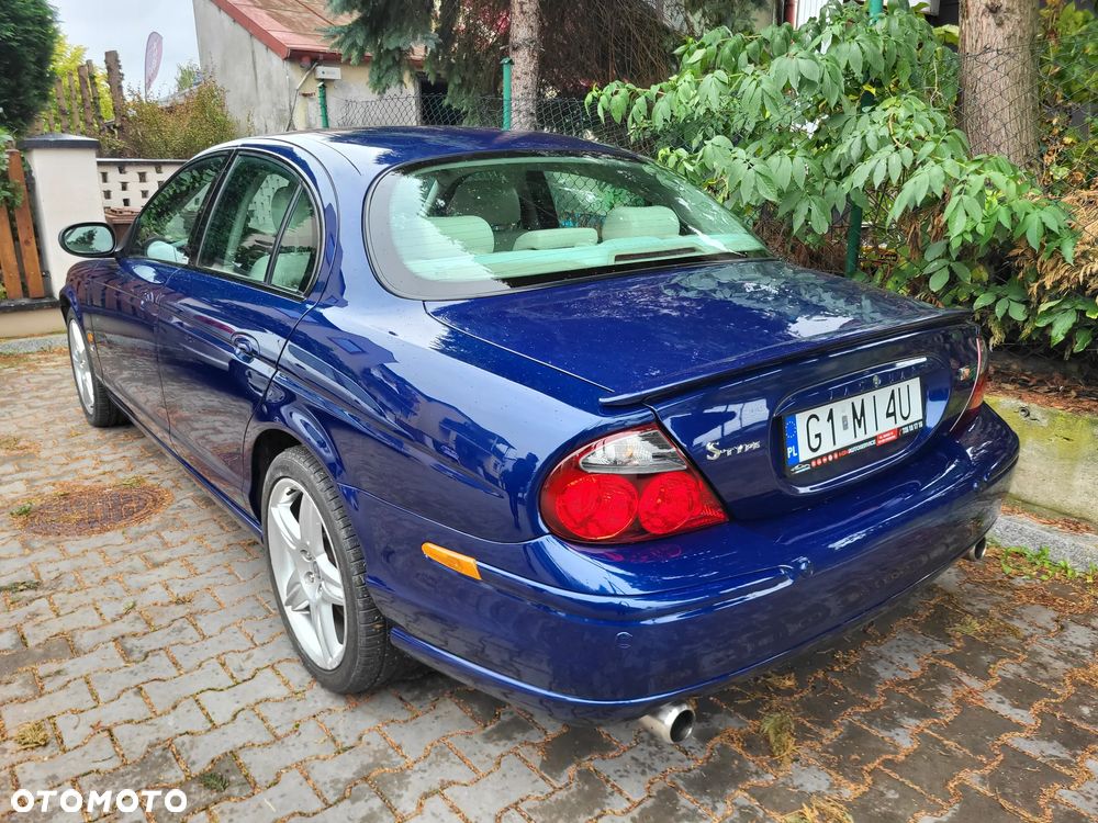 Jaguar S-Type - 4