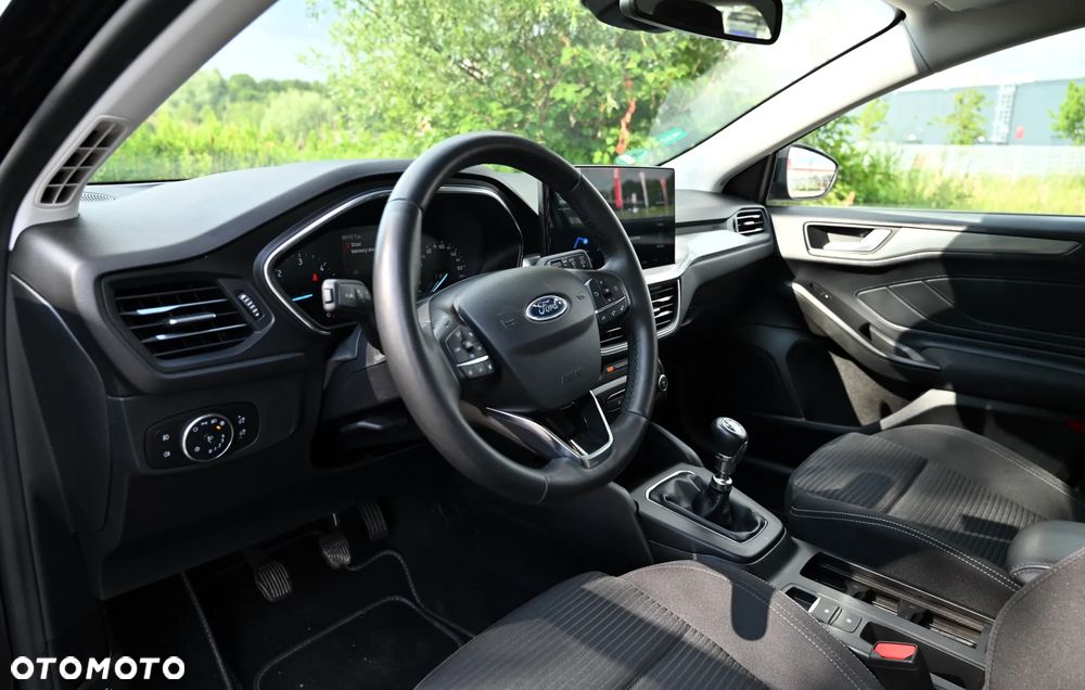 Ford Focus - 22
