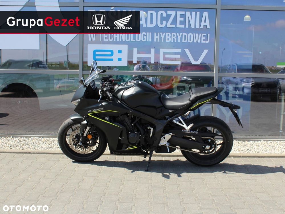 Honda CBR - 4