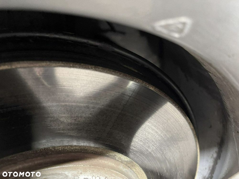 Ford Transit Courier - 9