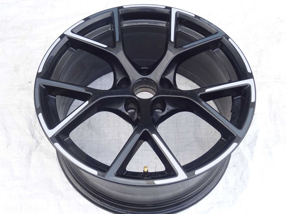 felga aluminiowa przód audi a3 rs3 rs 9j 19 8y0,601025bp 8y0,601025cb
