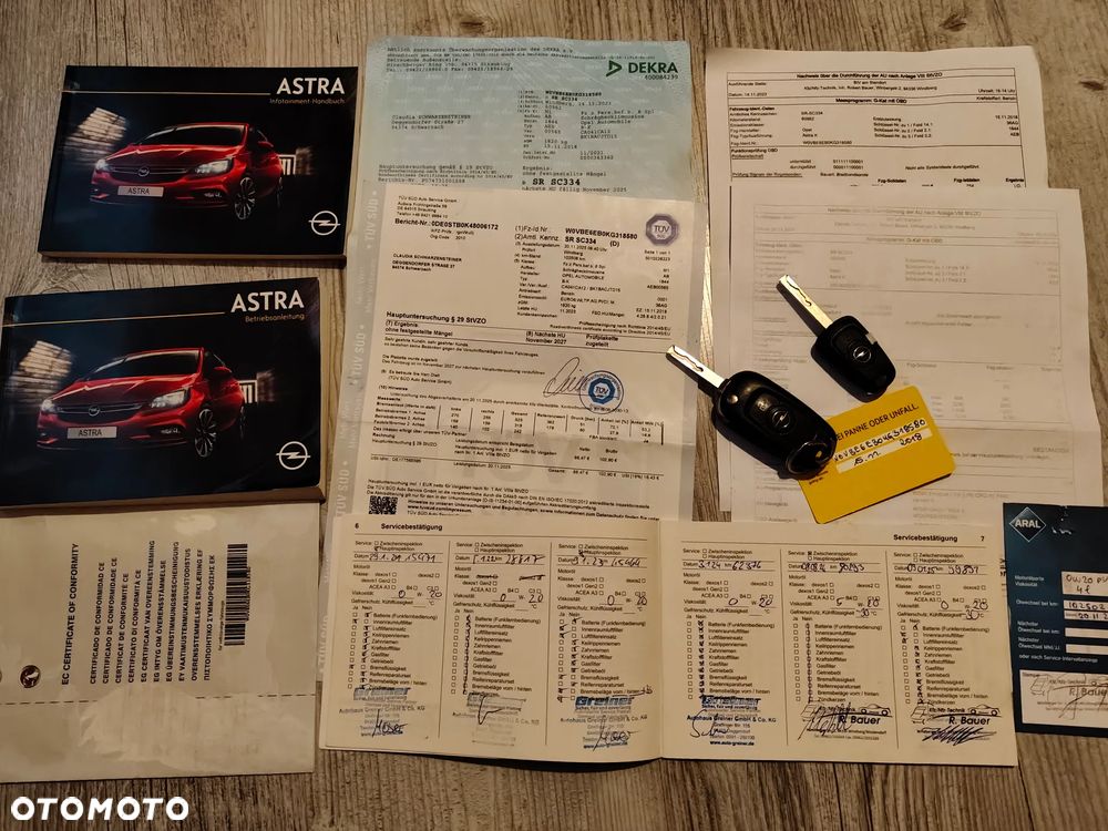 Opel Astra 1.4 Turbo Innovation - 11