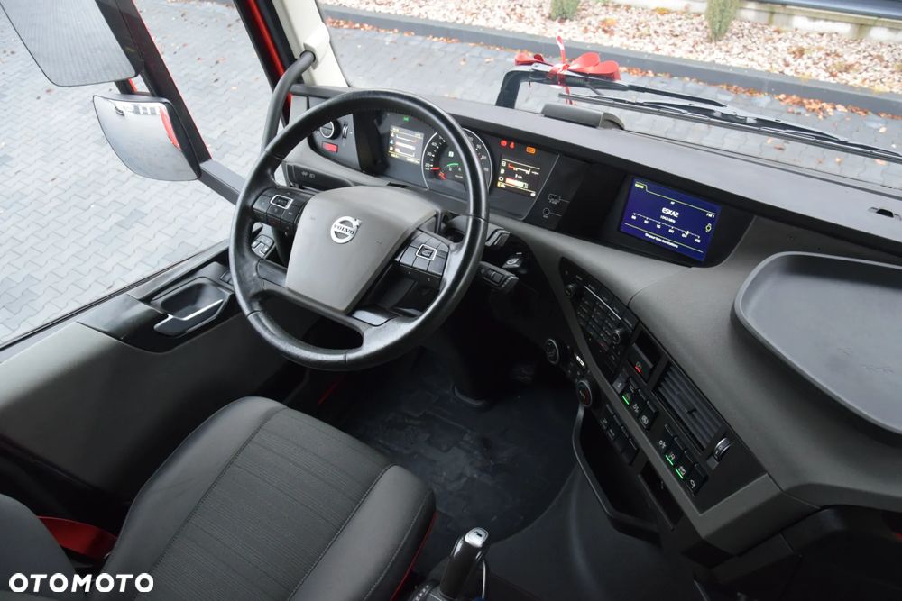 Volvo FH500 / HYDRAULIKA / EURO 6 / ACC / LEDY / ALUFELGI / SERWISOWANY / SPROWADZONY - 25