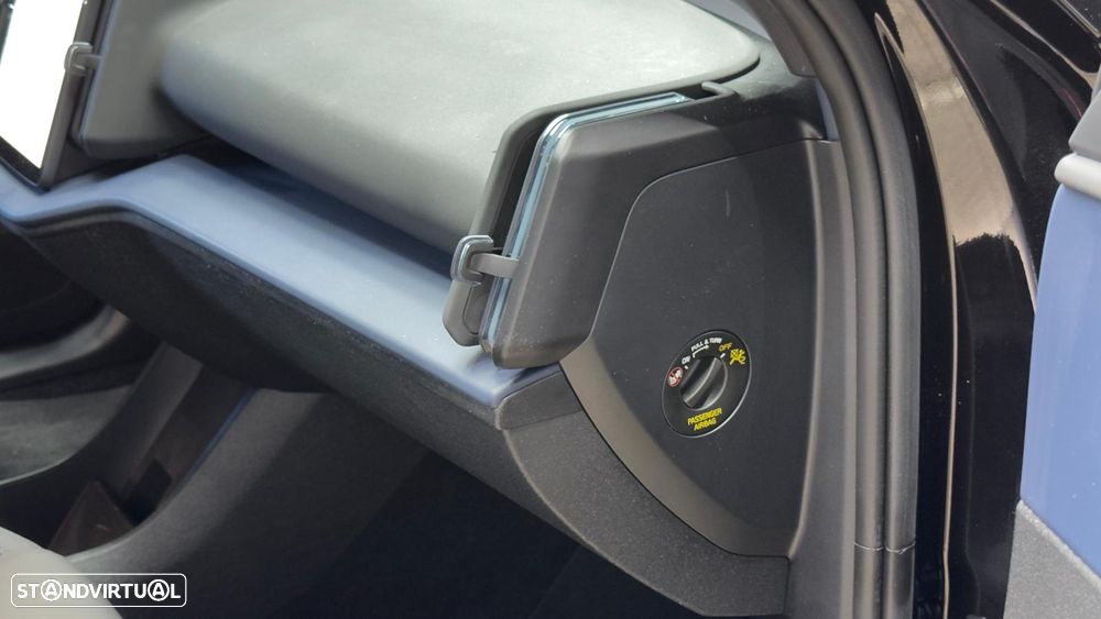 Volvo EX30 Single Motor Extended Range RWD Core - 40