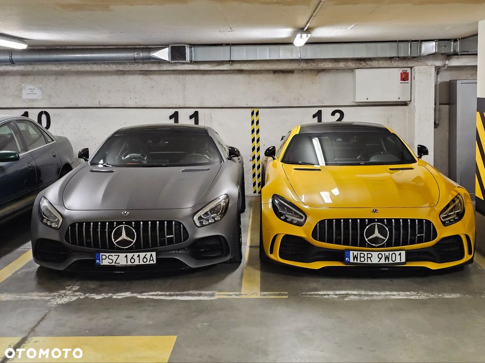 Mercedes-Benz AMG GT R - 38