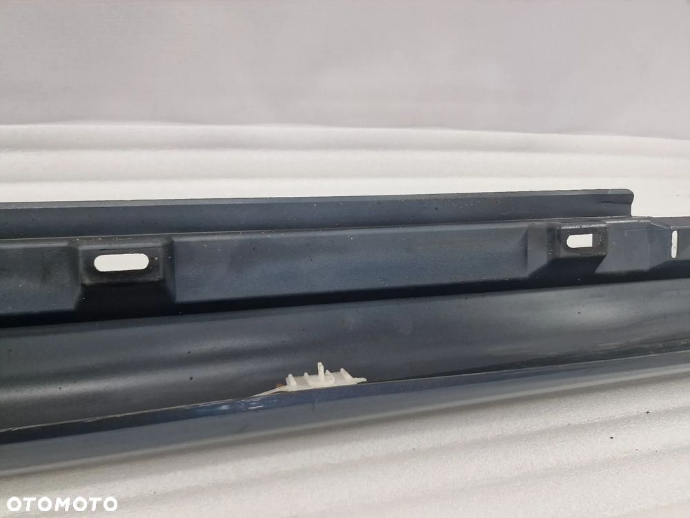 VW PASSAT B7 R-LINE 10- 3AA PRAWA LISTWA PROGOWA / NAKŁADKA PROGU , NR 3AA853856C , NR AUKCJI PR313 - 14