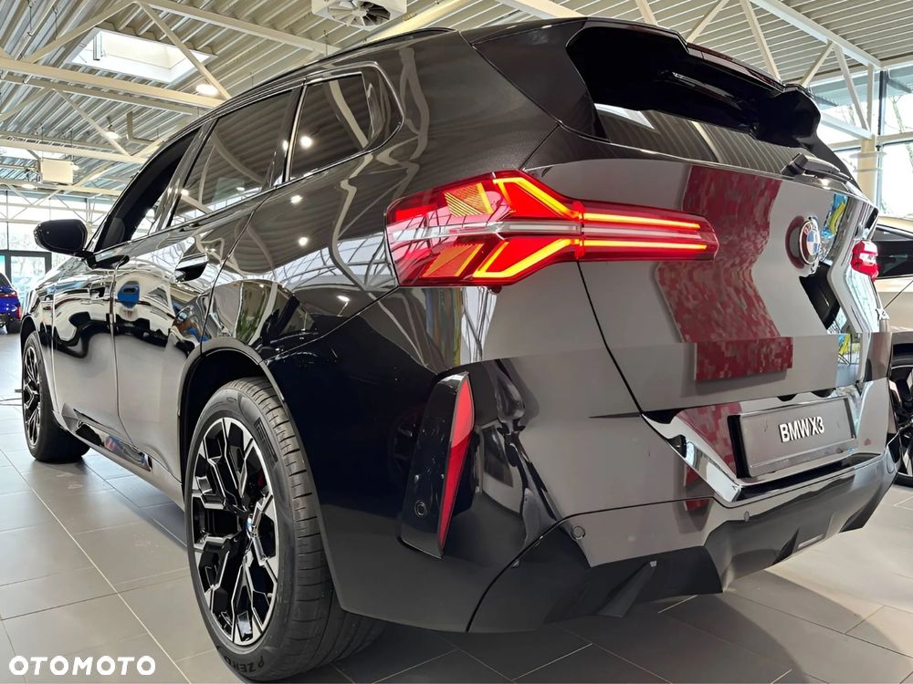 BMW X3 xDrive20i M Sport Edition - 3