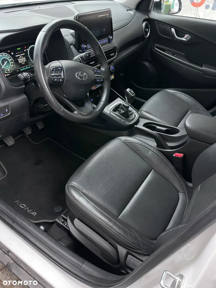 Hyundai Kona - 8