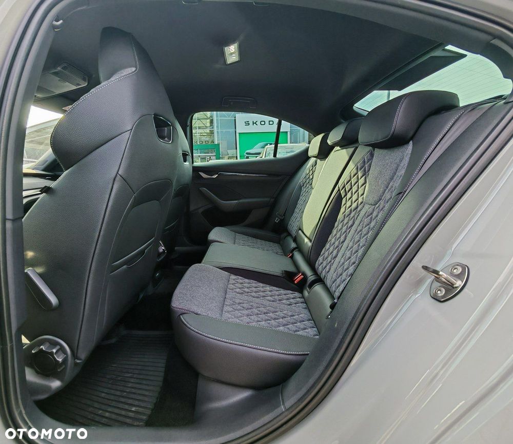 Skoda Octavia 1.5 TSI e-Tec Sportline DSG - 11