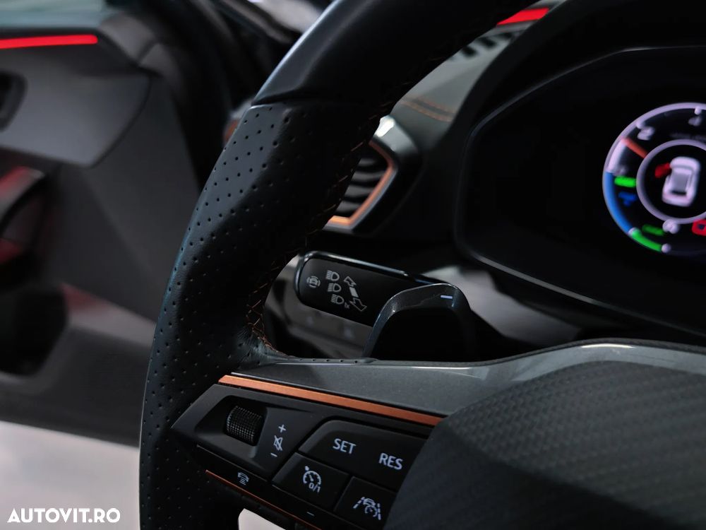 Cupra Formentor 1.4 e-Hybrid DSG - 30