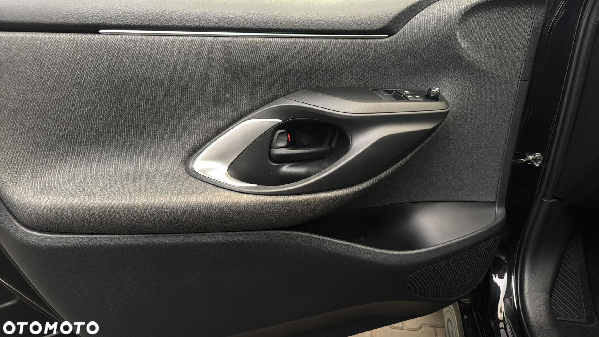 Toyota Yaris Hybrid 1.5 Comfort - 11