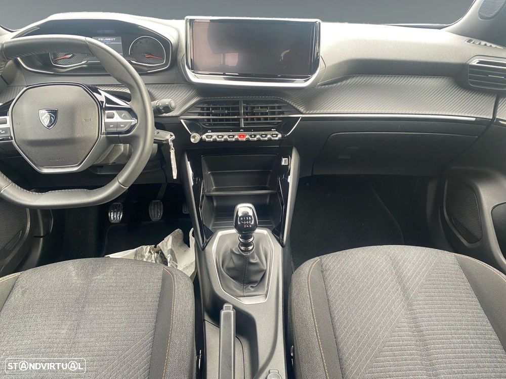 Peugeot 2008 1.2 PureTech Style - 12