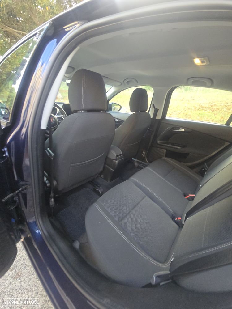 Fiat Tipo 1.3 M-Jet Lounge Tech - 27