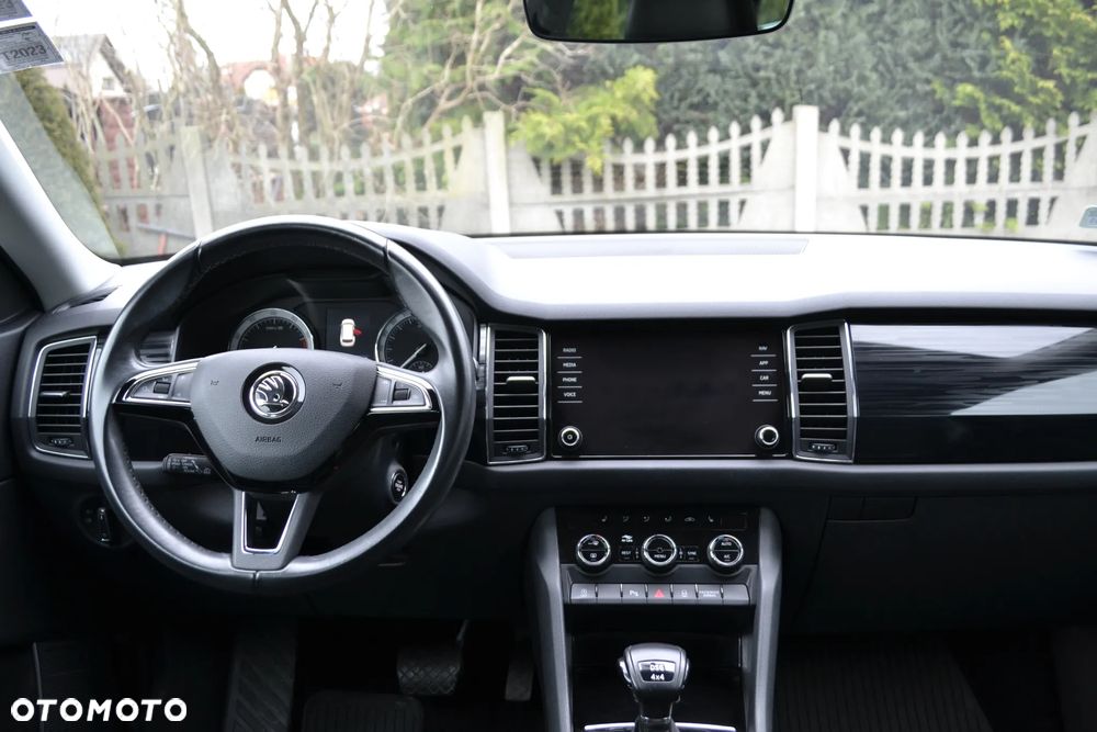 Skoda Kodiaq 2.0 TSI 4x4 Style DSG 7os - 38