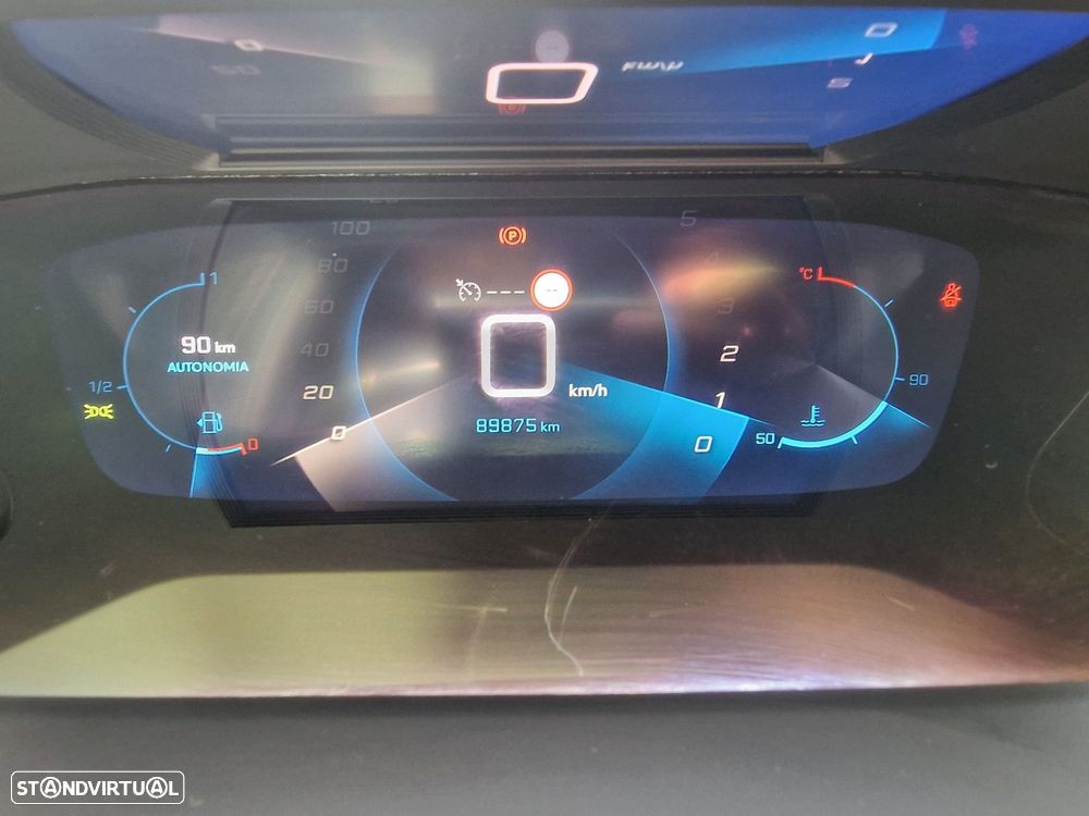 Peugeot 2008 1.2 PureTech GT - 33