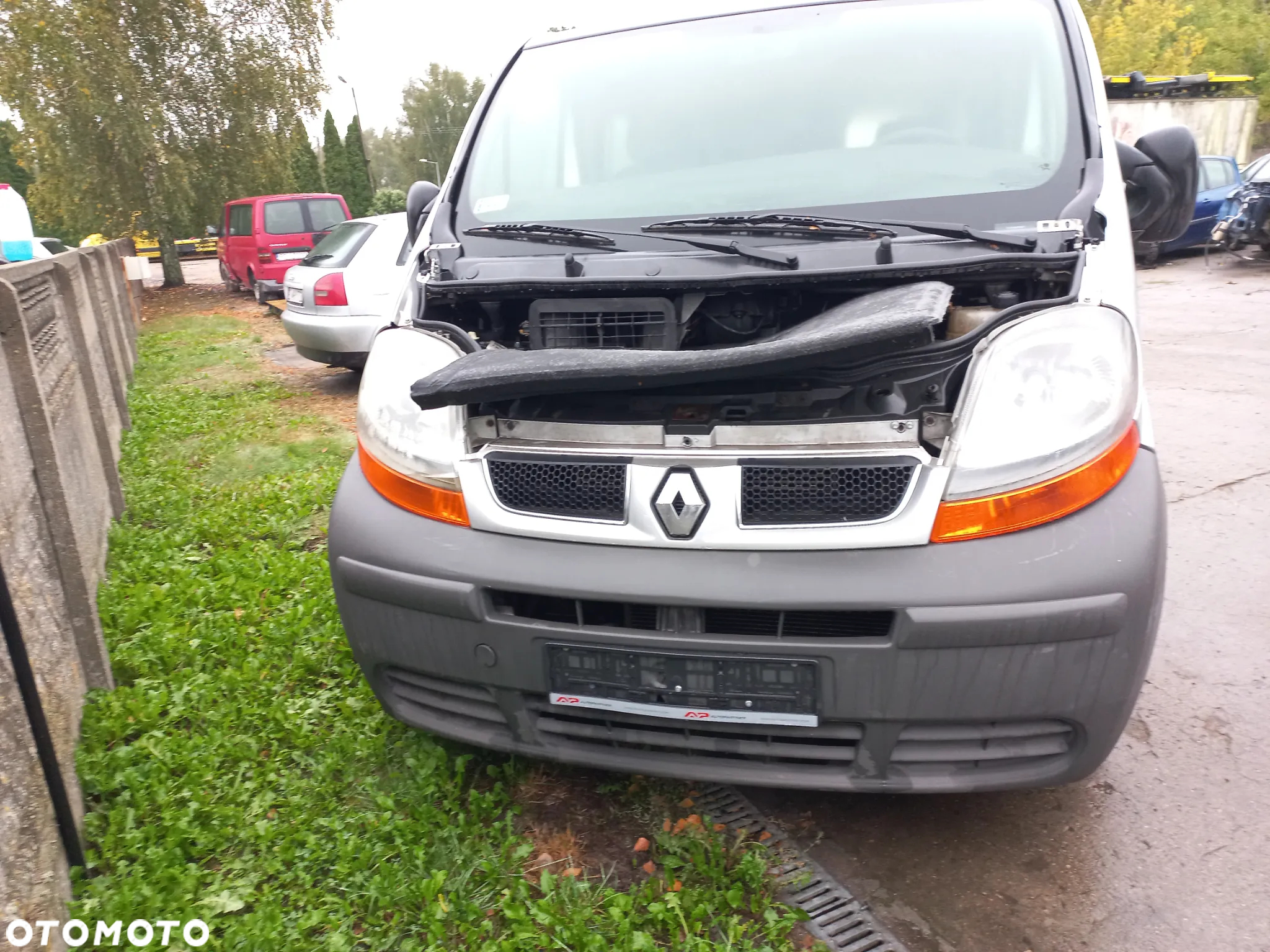 Renault Trafic 1.9 DCI 05r wszystkie części - 3