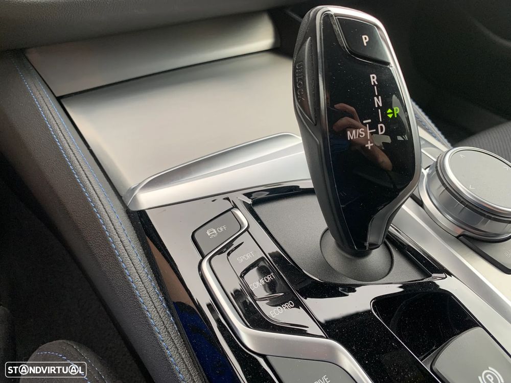 BMW 530 e iPerformance Pack M - 14