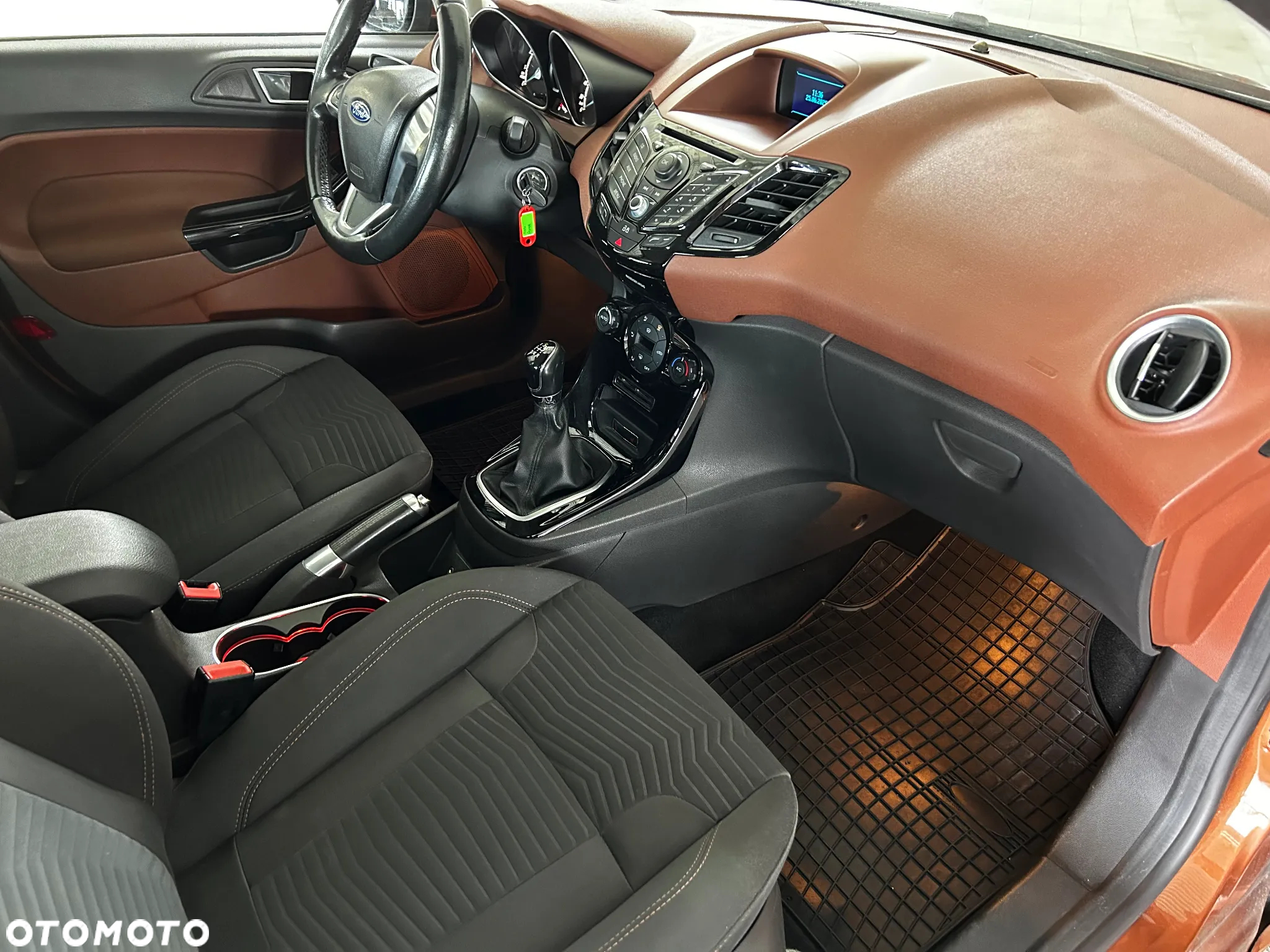 Ford Fiesta 1.0 EcoBoost Titanium - 13