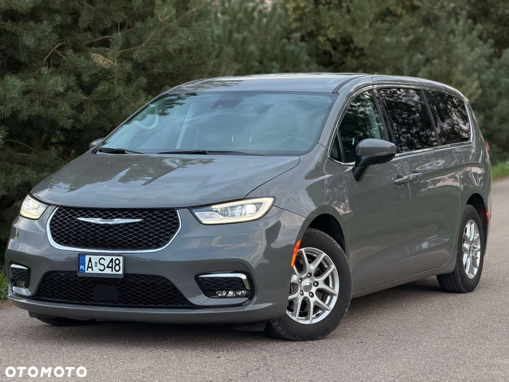 Chrysler Pacifica - 20