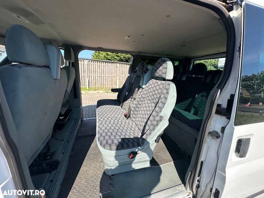 Ford Transit Turneo - 11