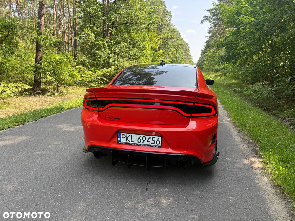 Dodge Charger 5.7 R/T - 15