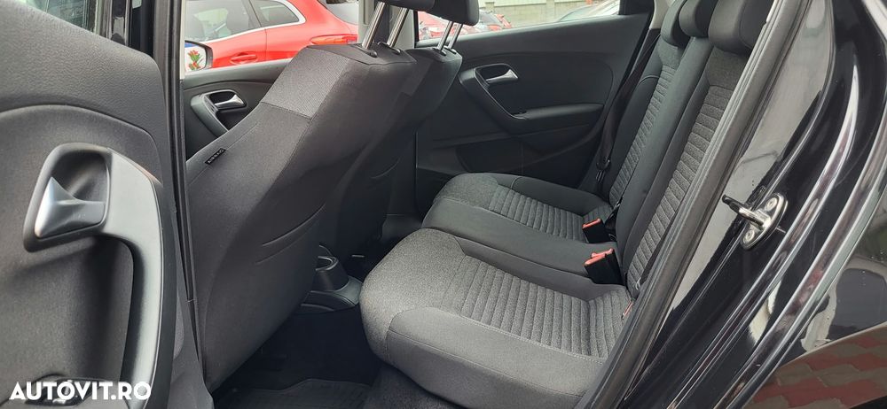 Volkswagen Polo - 33