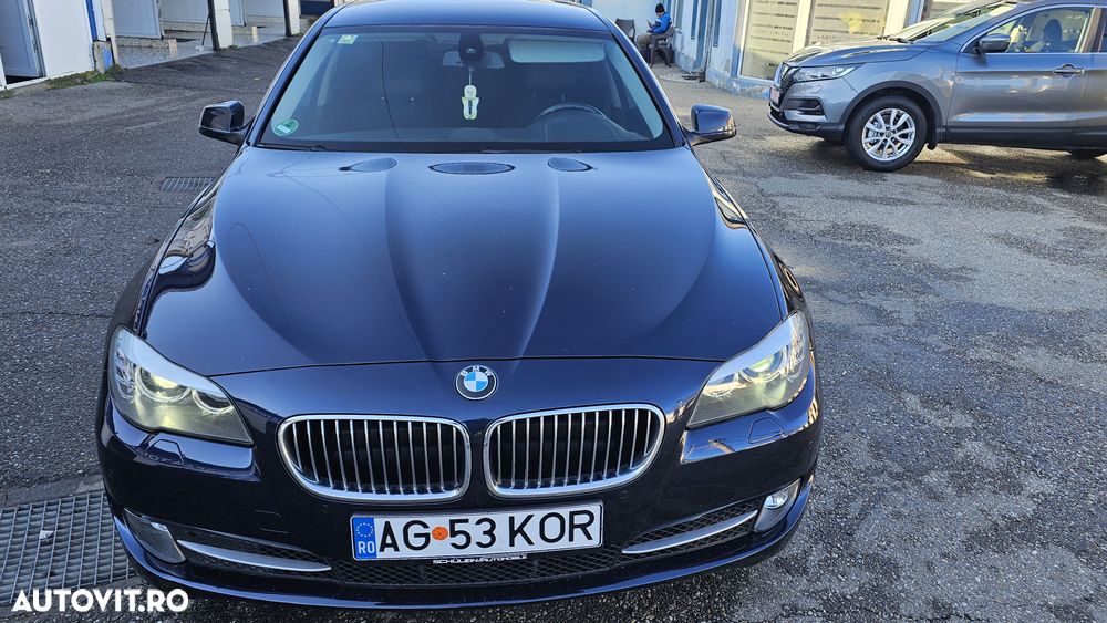 BMW Seria 5 520d Touring - 18
