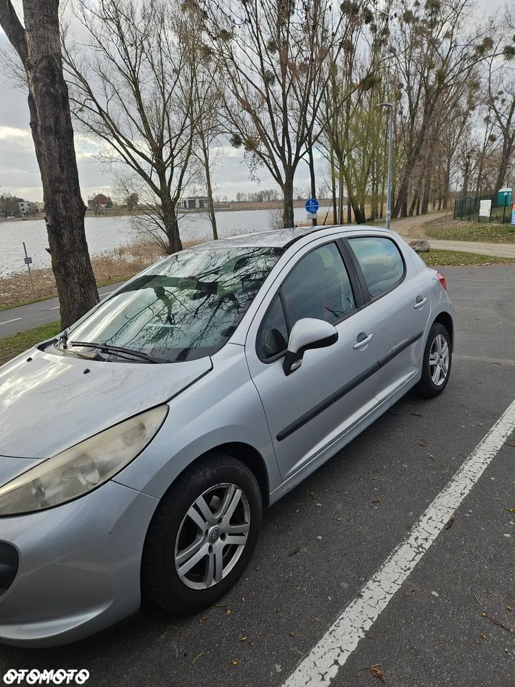 Peugeot 207 1.4 - 2