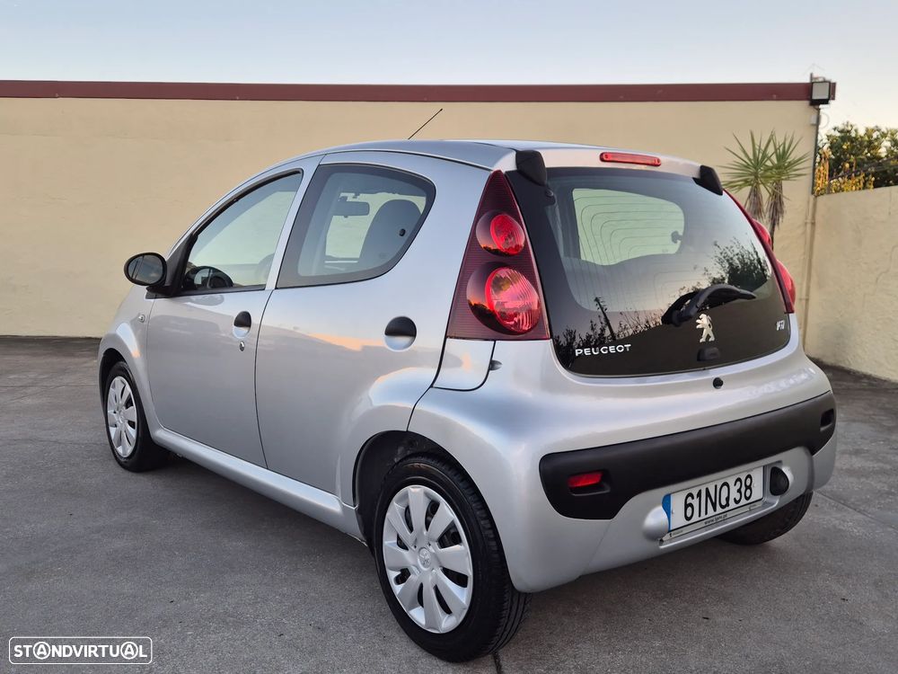 Peugeot 107 1.0 Trendy - 4