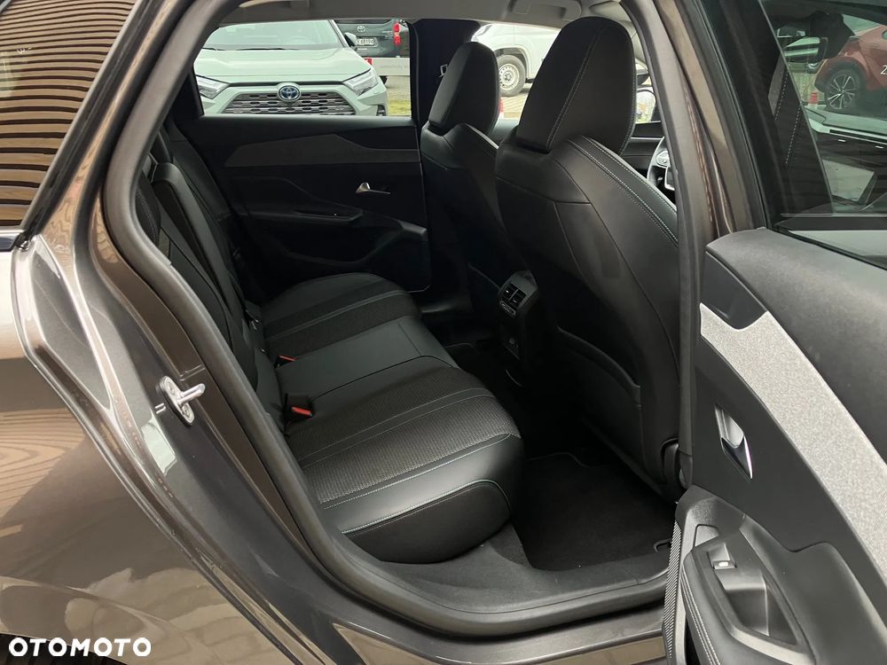 Peugeot 308 1.2 PureTech Allure Pack S&S - 20